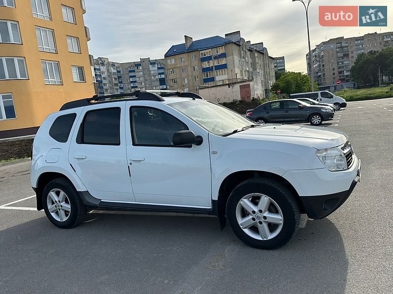 Внедорожник / Кроссовер Renault Duster 2012 в Каменец-Подольском