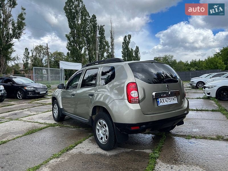 Внедорожник / Кроссовер Renault Duster 2014 в Харькове