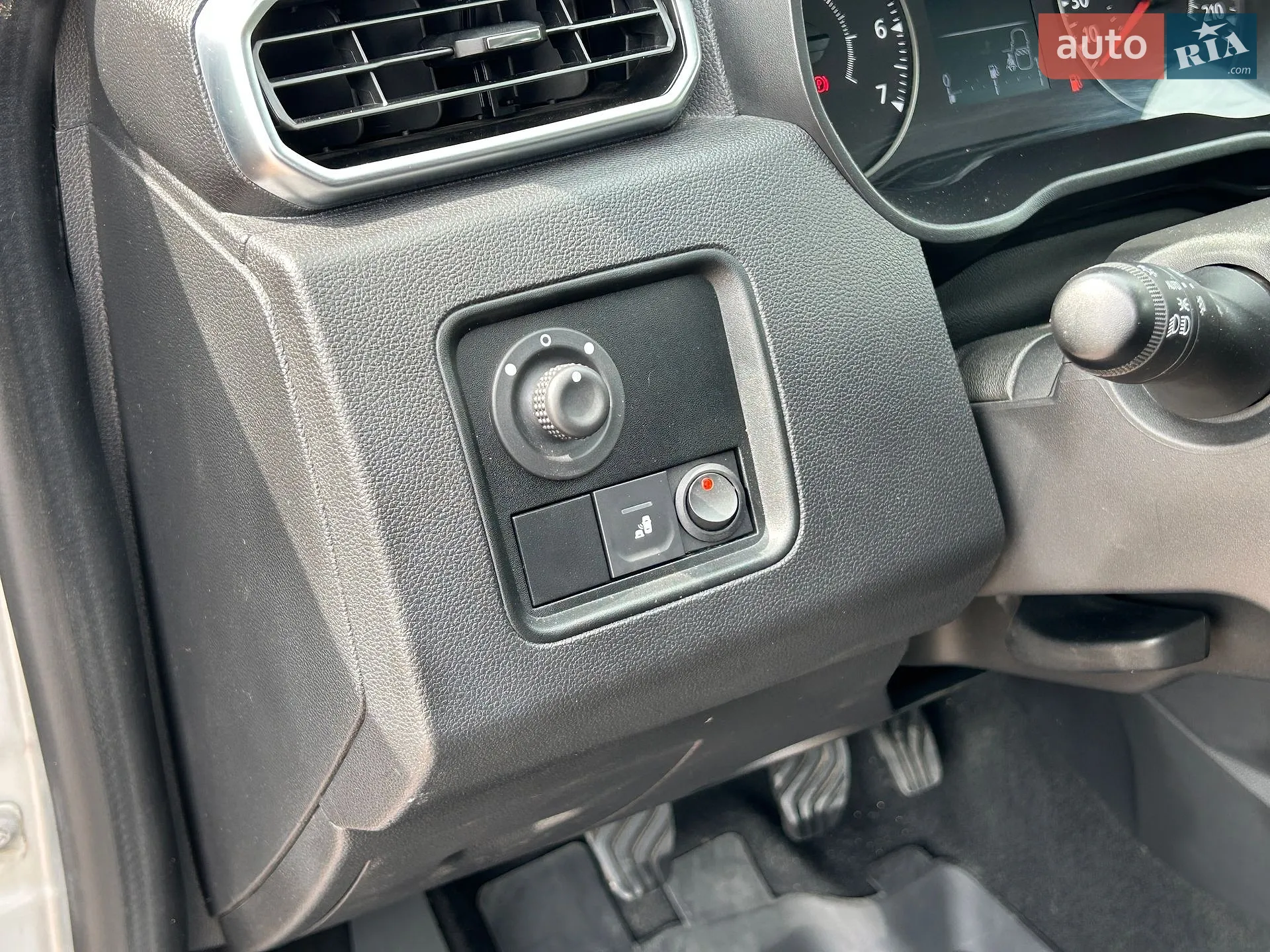 2021 Renault Duster - мініатюра 25