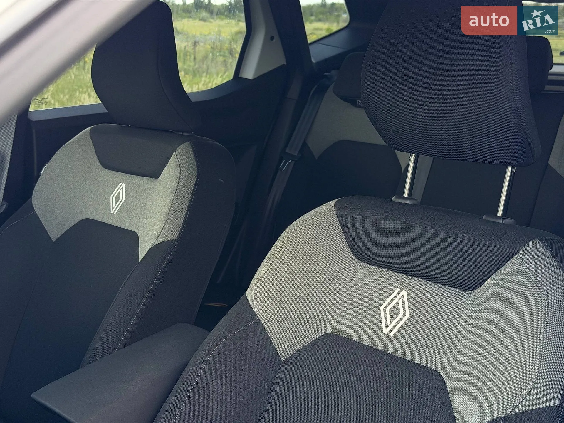 2024 Renault Duster - мініатюра 33