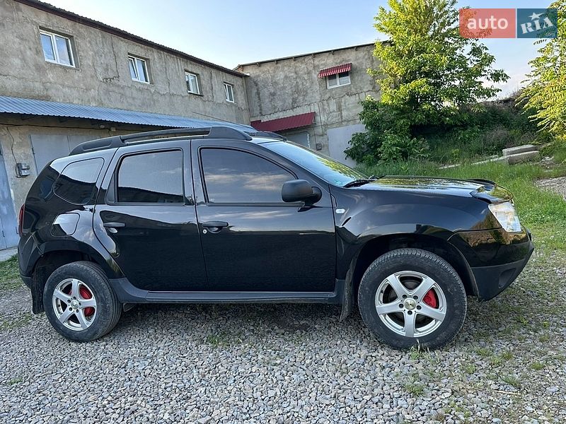 Внедорожник / Кроссовер Renault Duster 2010 в Каменец-Подольском