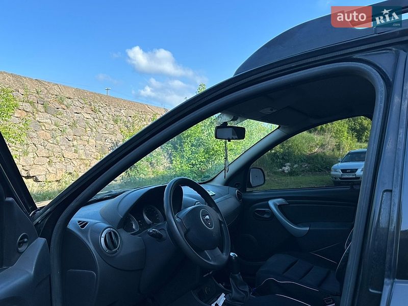 Внедорожник / Кроссовер Renault Duster 2010 в Каменец-Подольском