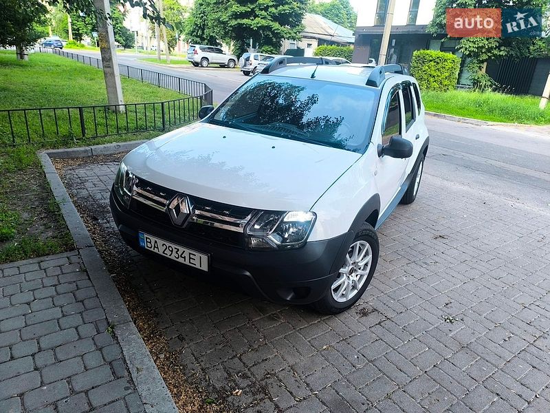 Внедорожник / Кроссовер Renault Duster 2016 в Черкассах