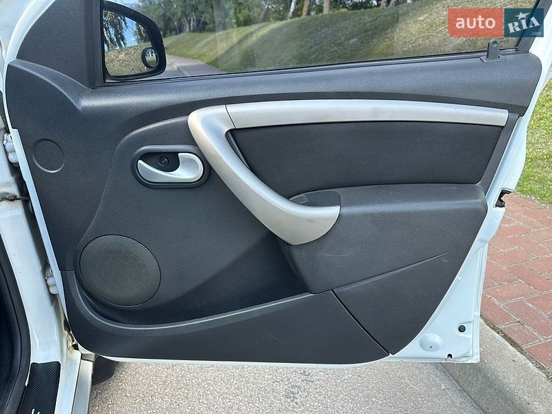 Внедорожник / Кроссовер Renault Duster 2013 в Киеве фото 22 Внедорожник / Кроссовер Renault Duster 2013 в Киеве