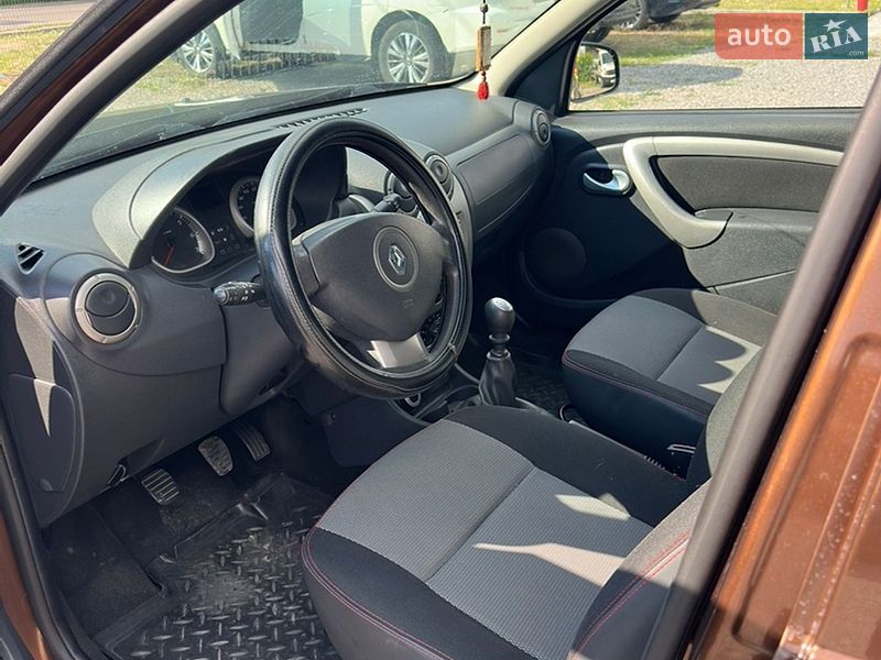 Внедорожник / Кроссовер Renault Duster 2012 в Кременчуге фото 9 Внедорожник / Кроссовер Renault Duster 2012 в Кременчуге
