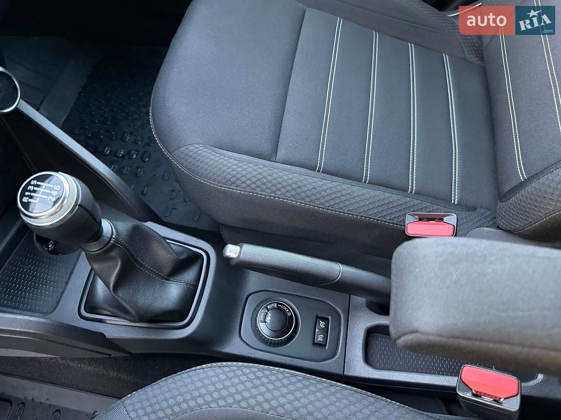 2021 Renault Duster - мініатюра 14