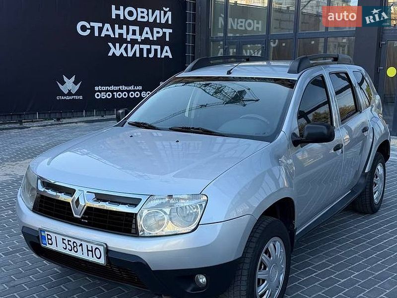 Позашляховик / Кросовер Renault Duster 2011 в Полтаві