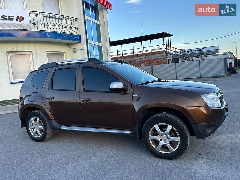 Внедорожник / Кроссовер Renault Duster 2010 в Борщеве фото 2 Внедорожник / Кроссовер Renault Duster 2010 в Борщеве