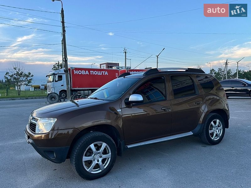 Внедорожник / Кроссовер Renault Duster 2010 в Борщеве фото 8 Внедорожник / Кроссовер Renault Duster 2010 в Борщеве