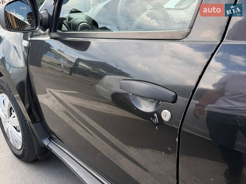 Внедорожник / Кроссовер Renault Duster 2012 в Киеве