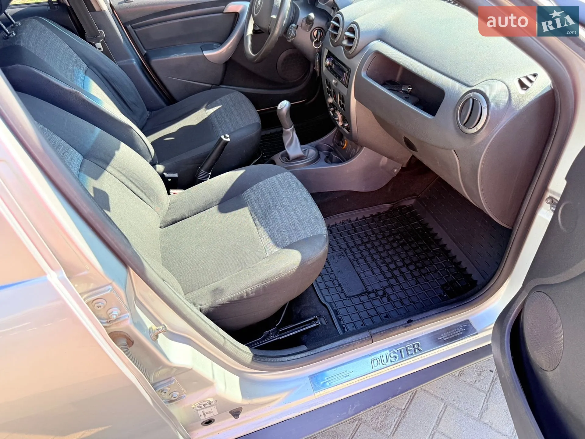 2010 Renault Duster - мініатюра 9