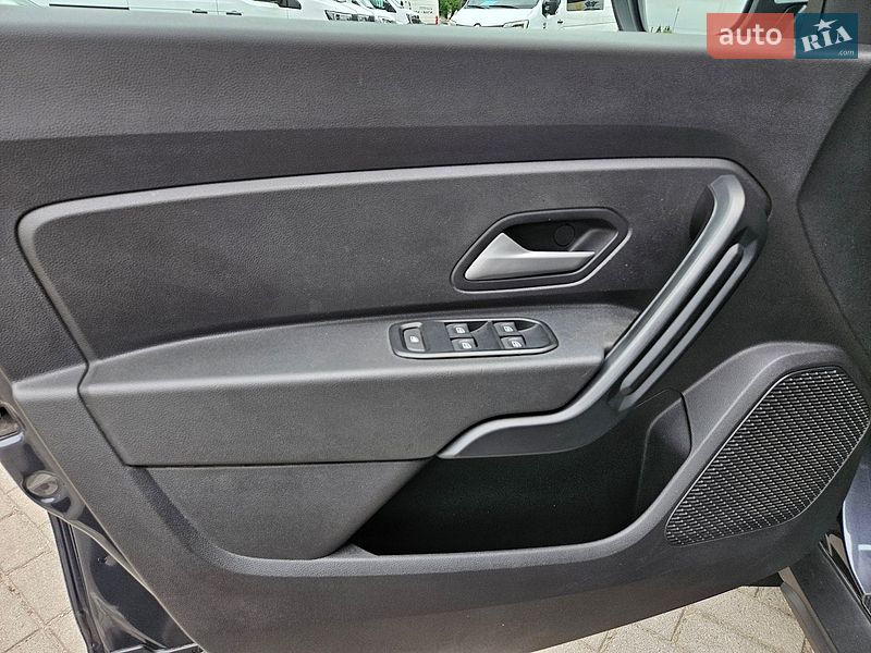 Позашляховик / Кросовер Renault Duster 2022 в Львові