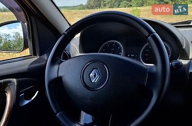 Внедорожник / Кроссовер Renault Duster 2012 в Владимирце