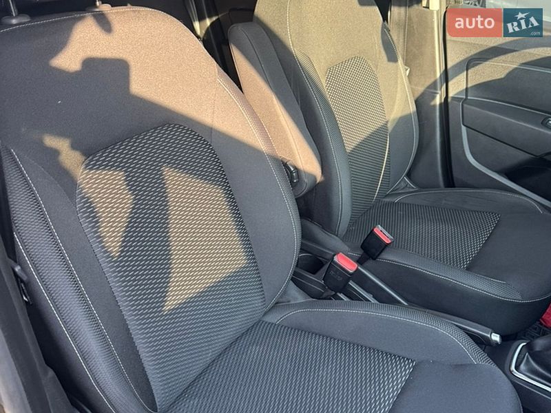 Внедорожник / Кроссовер Renault Duster 2018 в Тернополе фото 14 Внедорожник / Кроссовер Renault Duster 2018 в Тернополе