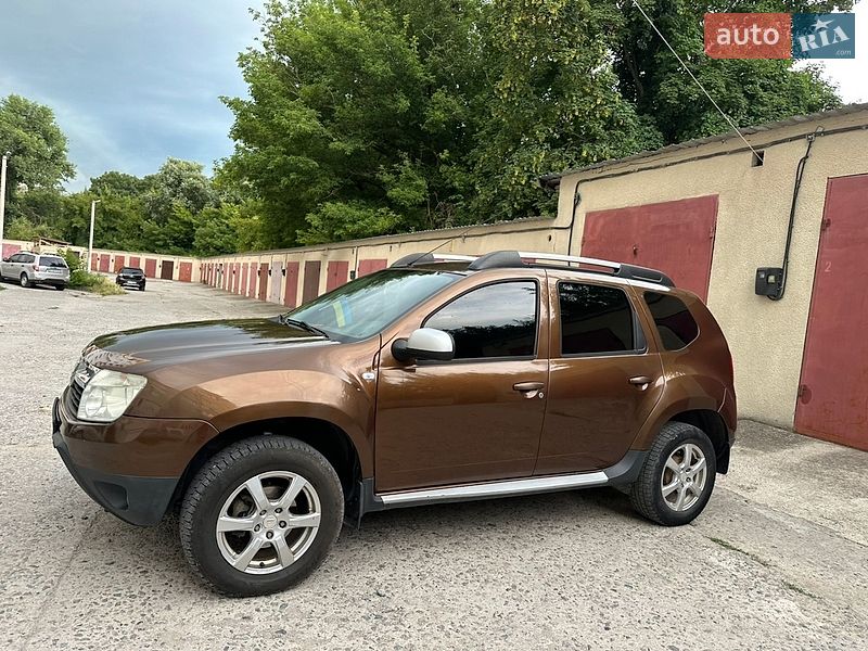 Внедорожник / Кроссовер Renault Duster 2010 в Каменец-Подольском