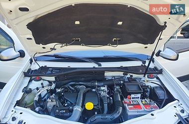 Внедорожник / Кроссовер Renault Duster 2017 в Запорожье фото 29 Внедорожник / Кроссовер Renault Duster 2017 в Запорожье