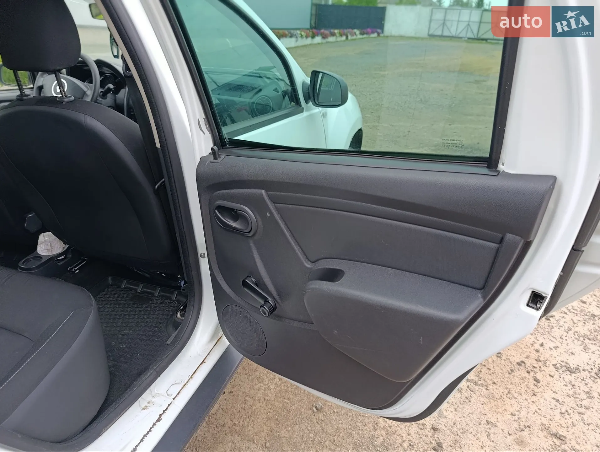 2017 Renault Duster - мініатюра 24