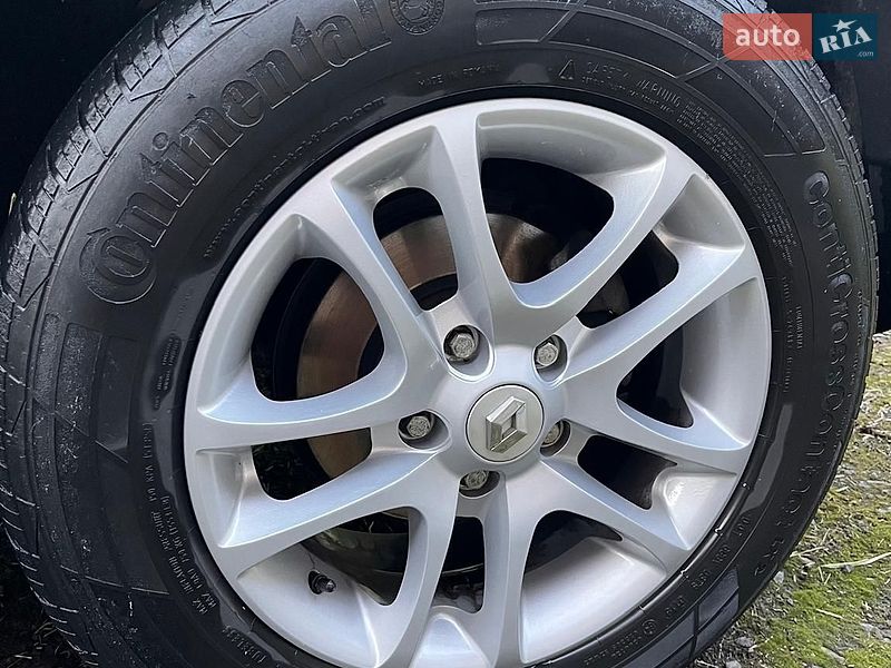 Внедорожник / Кроссовер Renault Duster 2019 в Ужгороде