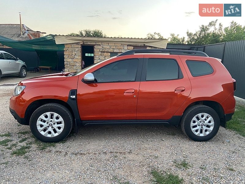 Позашляховик / Кросовер Renault Duster 2023 в Помічній