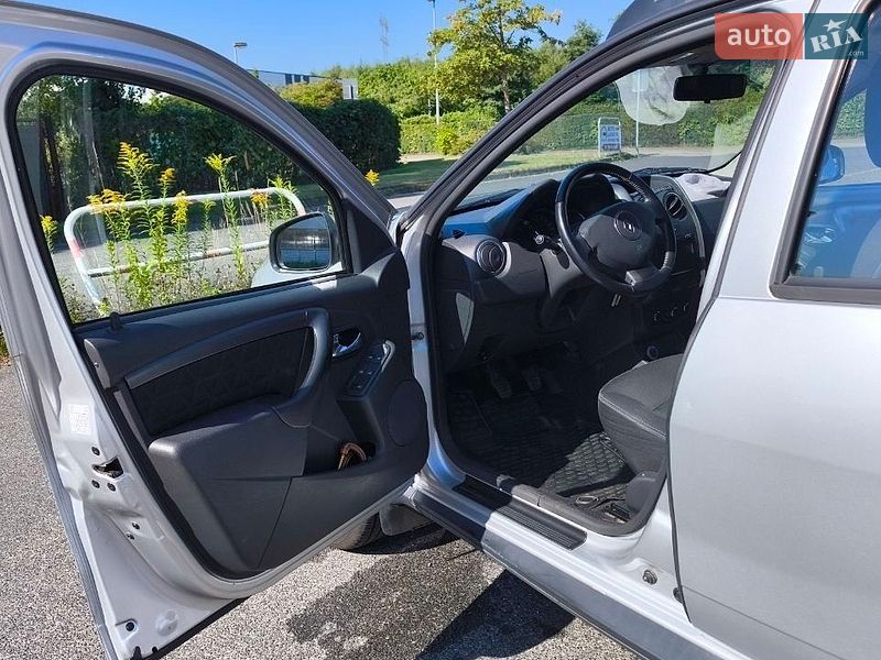 Позашляховик / Кросовер Renault Duster 2015 в Каневі