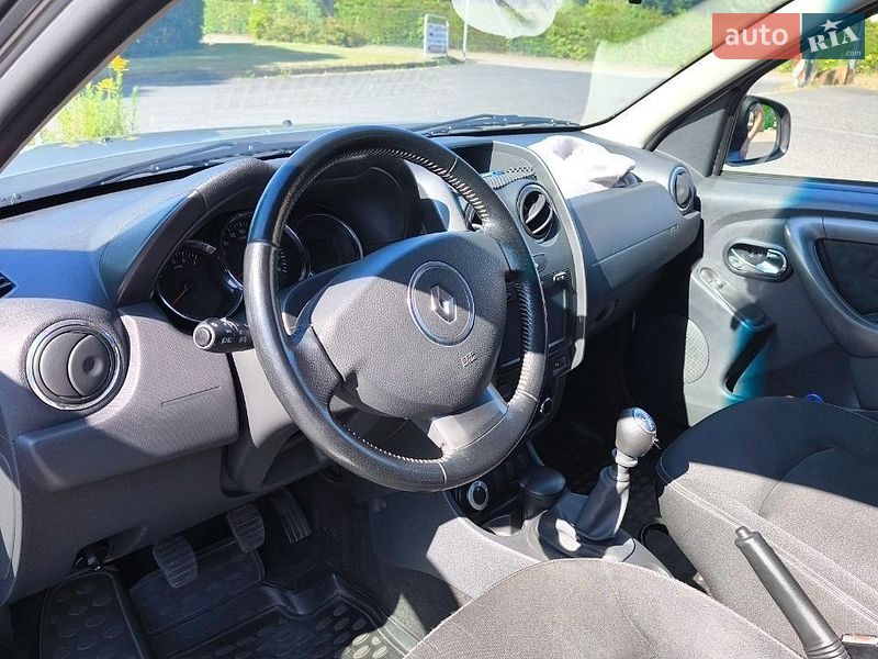 Позашляховик / Кросовер Renault Duster 2015 в Каневі