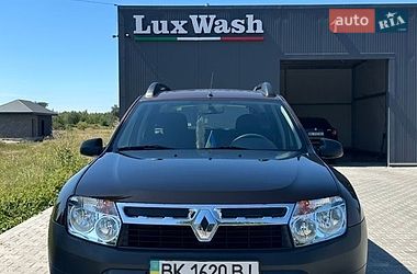 Внедорожник / Кроссовер Renault Duster 2013 в Вирах