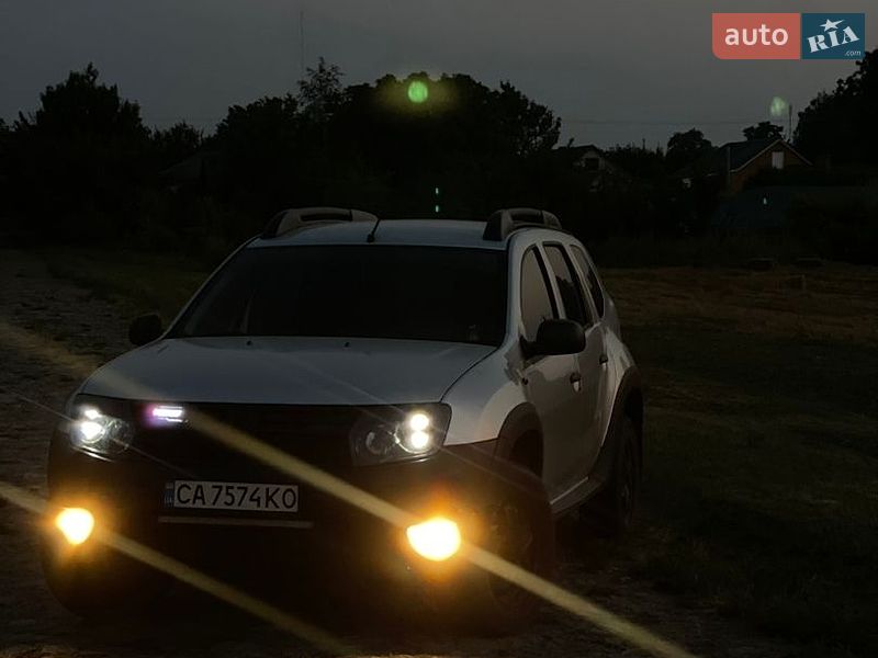 Внедорожник / Кроссовер Renault Duster 2011 в Черкассах