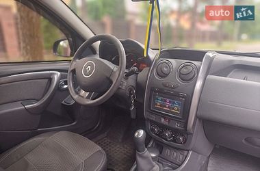 Позашляховик / Кросовер Renault Duster 2016 в Бучі