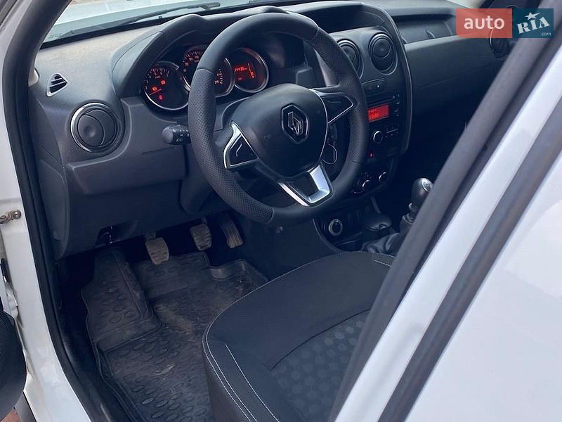 Позашляховик / Кросовер Renault Duster 2017 в Одесі
