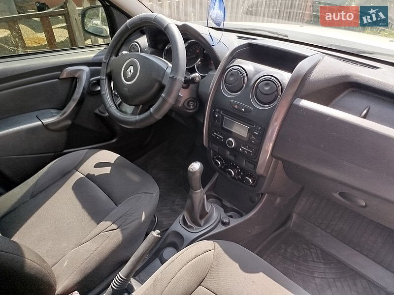Позашляховик / Кросовер Renault Duster 2016 в Гайвороні