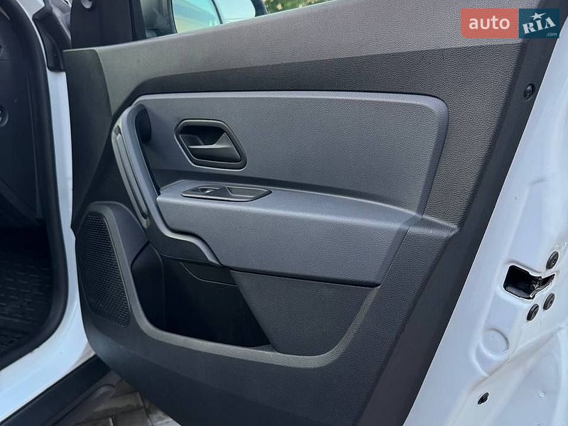 Позашляховик / Кросовер Renault Duster 2018 в Кобеляках