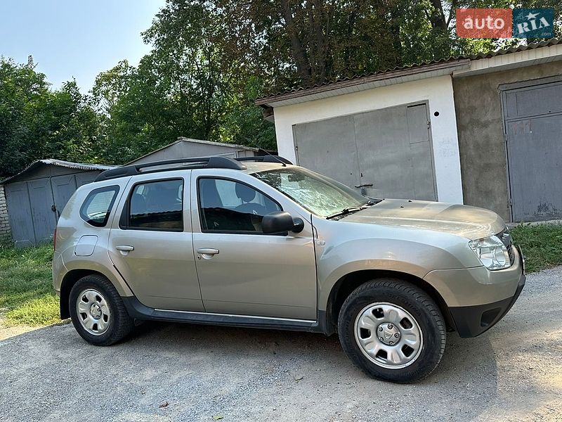 Внедорожник / Кроссовер Renault Duster 2011 в Борщеве