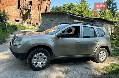 Внедорожник / Кроссовер Renault Duster 2011 в Борщеве