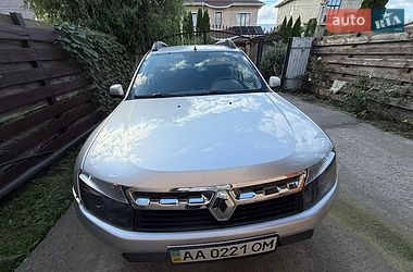Позашляховик / Кросовер Renault Duster 2011 в Києві