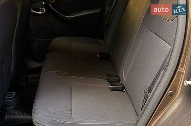 Внедорожник / Кроссовер Renault Duster 2017 в Киеве