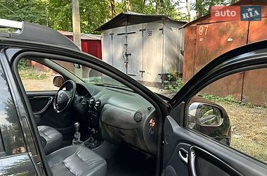 Внедорожник / Кроссовер Renault Duster 2010 в Каменец-Подольском