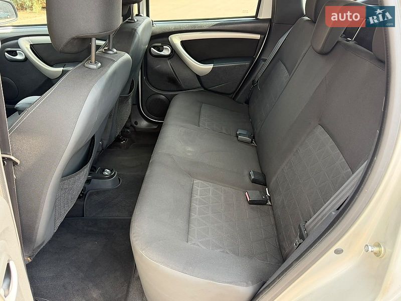 Внедорожник / Кроссовер Renault Duster 2014 в Борисполе фото 43 Внедорожник / Кроссовер Renault Duster 2014 в Борисполе