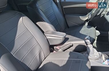 Позашляховик / Кросовер Renault Duster 2013 в Києві