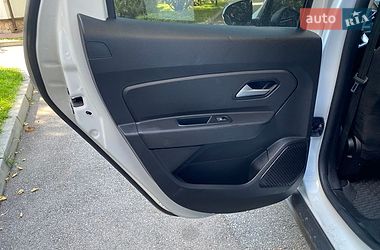 Позашляховик / Кросовер Renault Duster 2023 в Києві