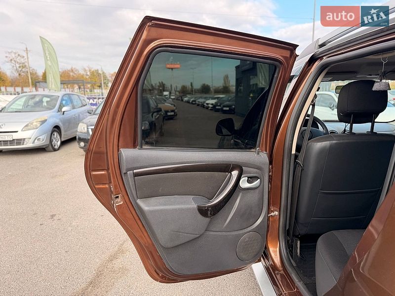 Внедорожник / Кроссовер Renault Duster 2011 в Кривом Роге
