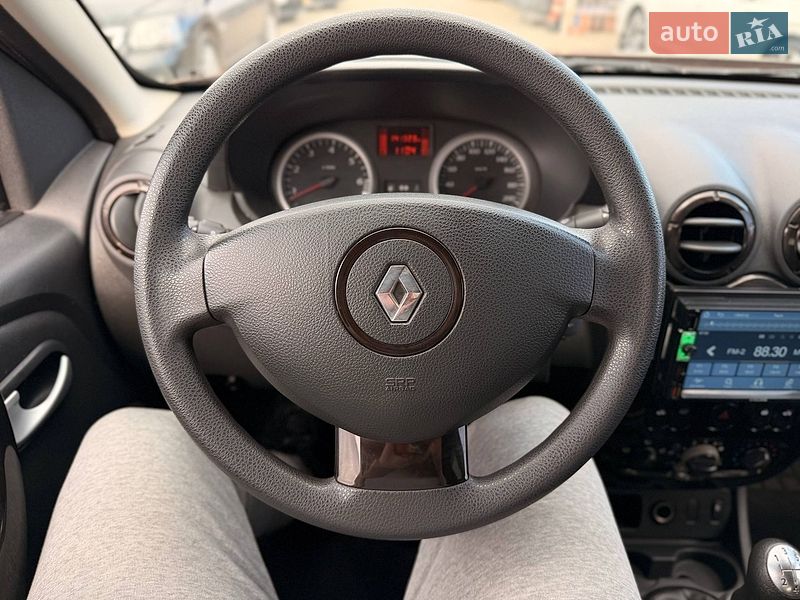 Внедорожник / Кроссовер Renault Duster 2011 в Кривом Роге