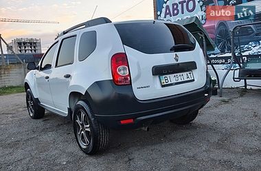 Позашляховик / Кросовер Renault Duster 2011 в Полтаві