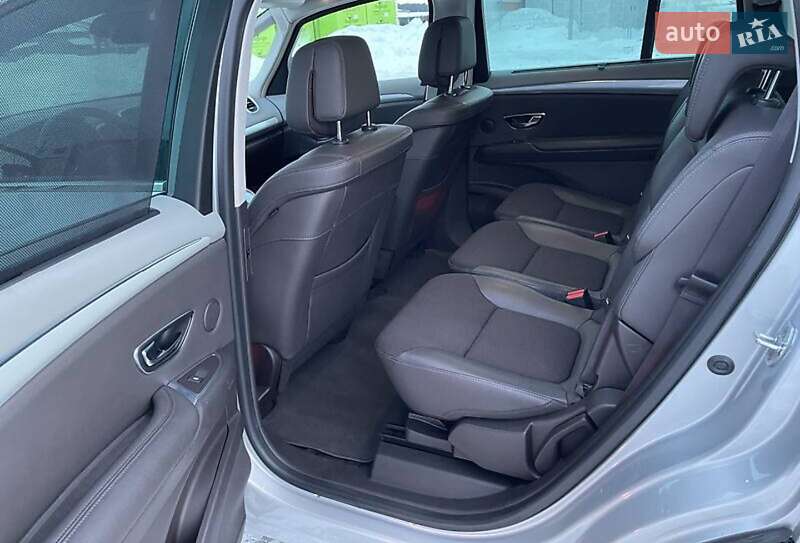 Минивэн Renault Espace 2015 в Первомайске