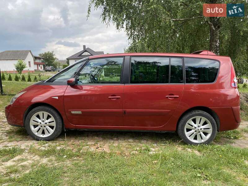 Минивэн Renault Espace 2005 в Дубно