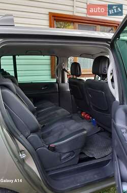 Минивэн Renault Espace 2012 в Тячеве