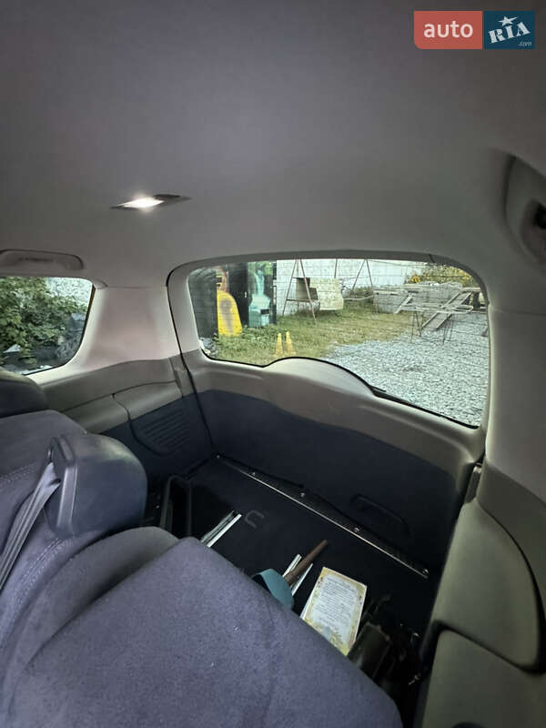 Мінівен Renault Espace 2003 в Львові фото 7 Мінівен Renault Espace 2003 в Львові