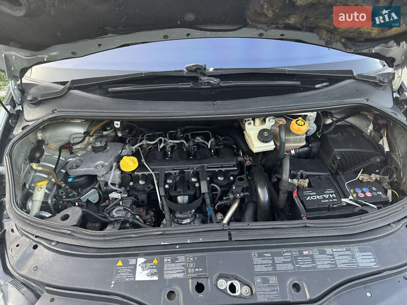 Мінівен Renault Espace 2003 в Львові фото 12 Мінівен Renault Espace 2003 в Львові