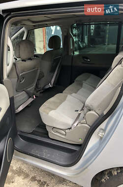 Минивэн Renault Espace 2004 в 