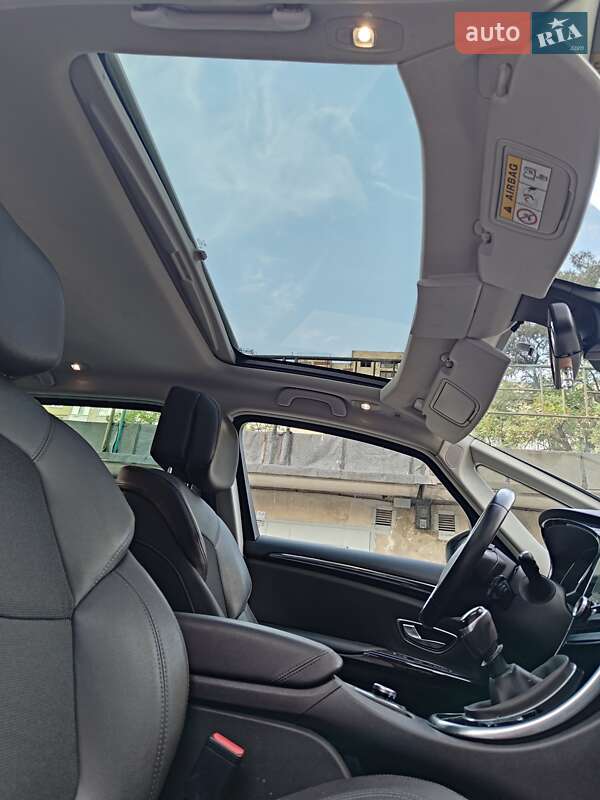 Минивэн Renault Espace 2016 в Каменском фото 17 Минивэн Renault Espace 2016 в Каменском