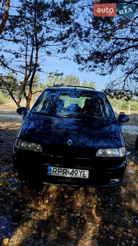 Мінівен Renault Espace 2001 в 